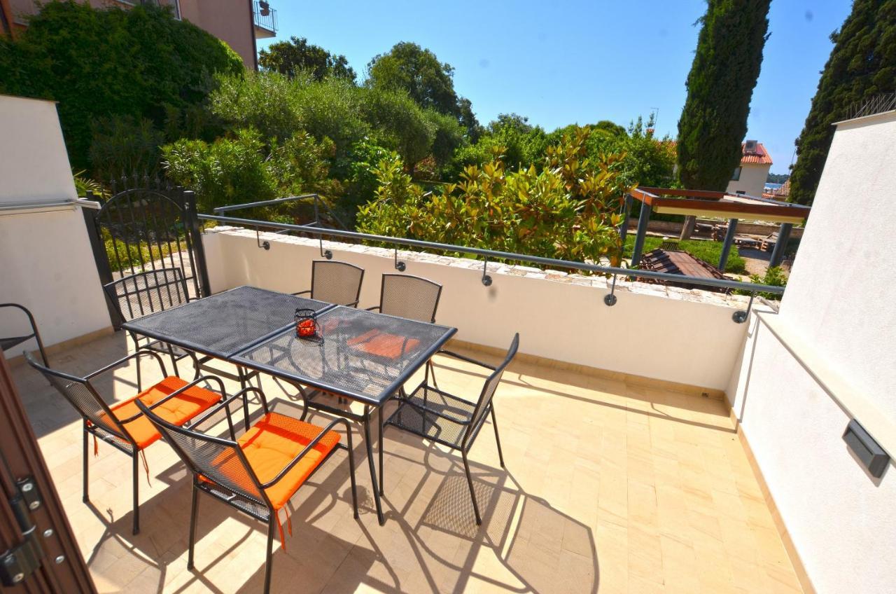 Apartment Max Rovinj Exterior foto